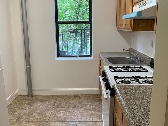 3rd image of 217 S 3rd Ave APT 2C