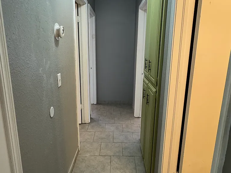 2305 Crystal Dr — Photo 10