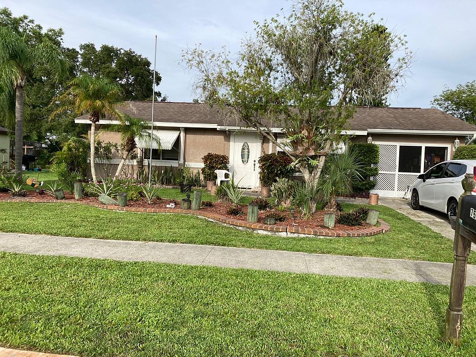 1st image of 7558 Darlene St