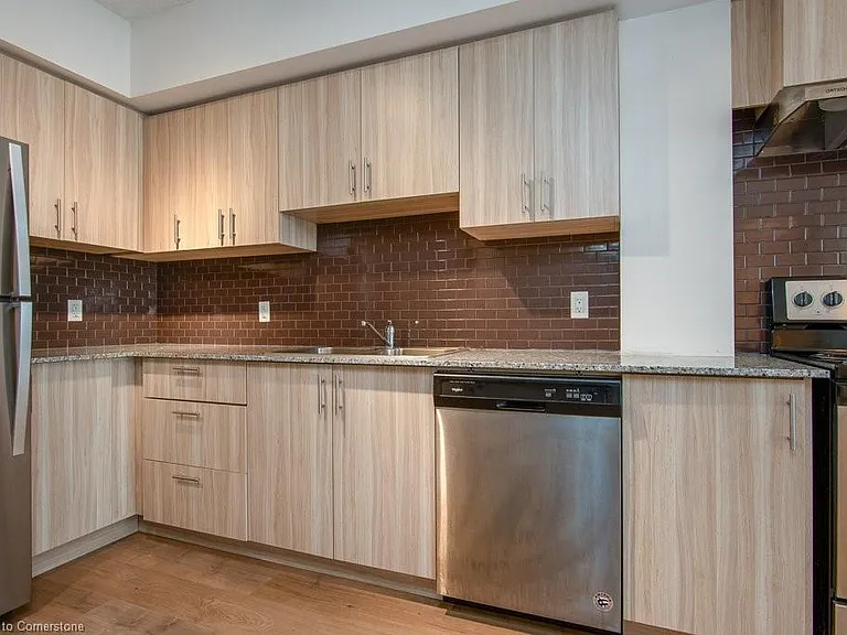 275 Larch St #G202 — Photo 3