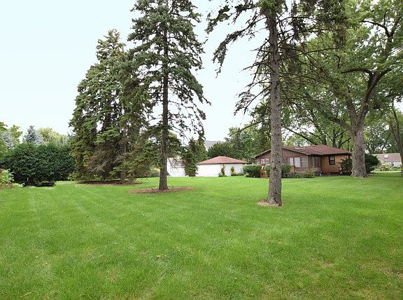 2nd image of 1628 N Evergreen Ave