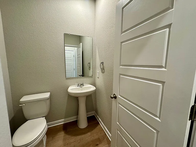761 Staglin St #A — Photo 18