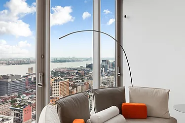 Rented by Nest Seekers International