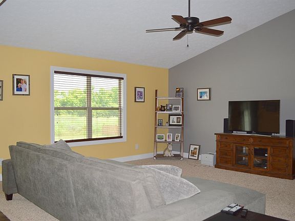 5th image of 330 Deep Woods Ct