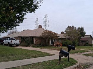 2111 Hunters Rdg, Carrollton, TX 75006