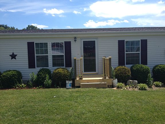 2nd image of 158 Cook St