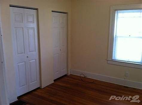 4th image of 2829 N Grant Ave
