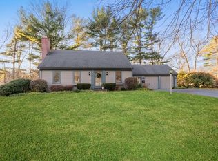 12 Hoover Rd, Hingham, MA 02043