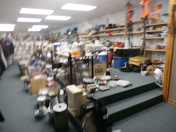 5th image of 1002 E Robert S Kerr Blvd