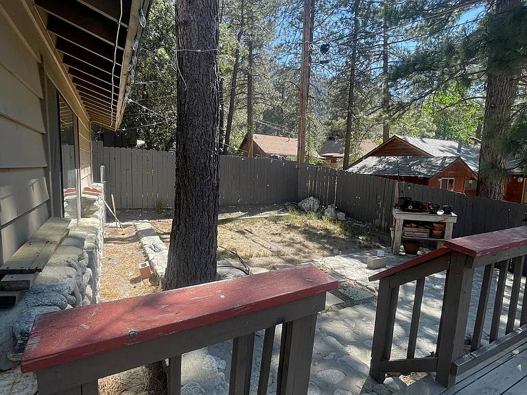 5528 Dogwood Dr — Photo 3