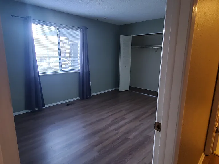 1420 Crete Ct #B7 — Photo 8