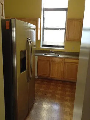 Rented by Premier Metro Realty Corp | media 9