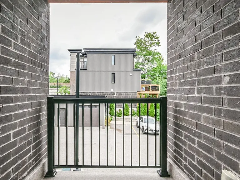199 Ardagh Rd #18 — Photo 42