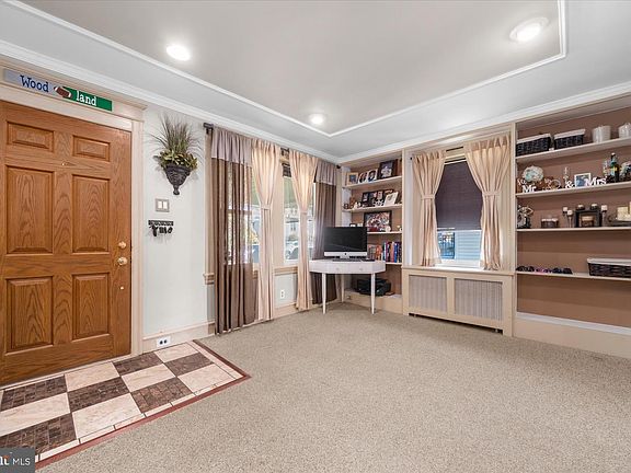 4th image of 42 Evergreen Rd