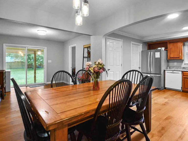 1118 Britton Springs Rd — Photo 8