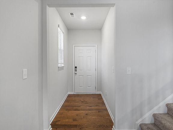 3rd image of 3027 Glenn Hope Way