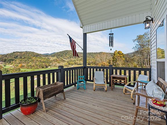 15th image of 303 Johnson Farm Rd