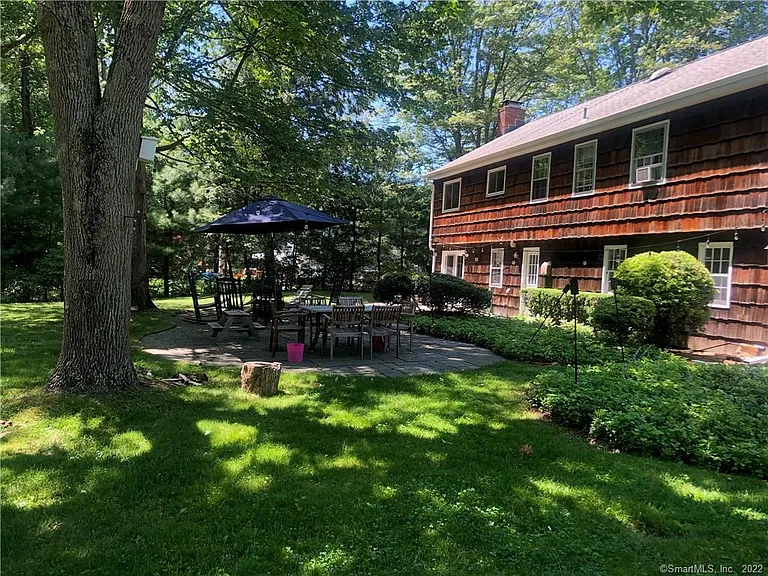 33 Loughran Ave — Photo 18