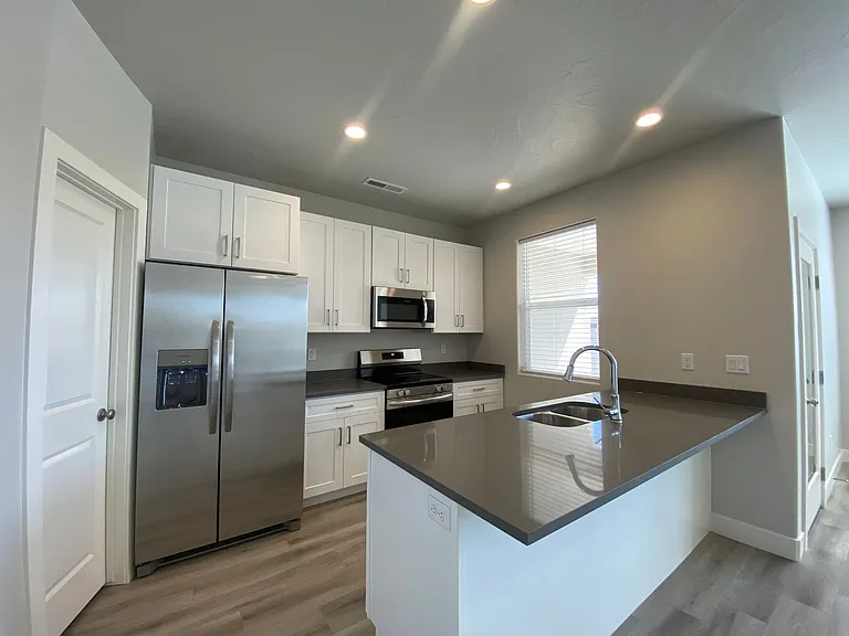 1157 S 4380 W — Photo 6