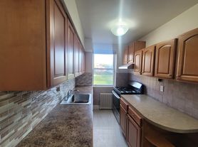 83-08 77th Ave, Ridgewood, NY