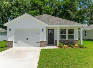 3162 Chestnut St, Crestview, FL 32539