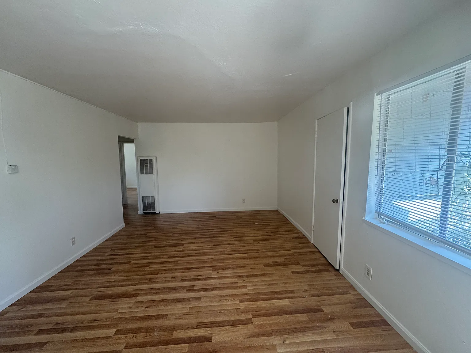 2 bed, 600 sqft, $2,250 — Photo 3