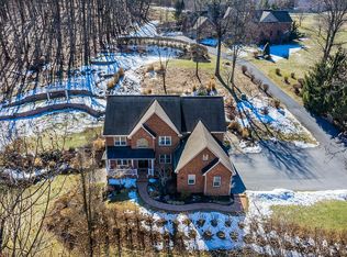 816 Rudytown Rd, New Cumberland, PA 17070