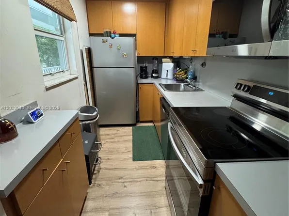 645 NE 121st St APT 304, North Miami, FL 33161