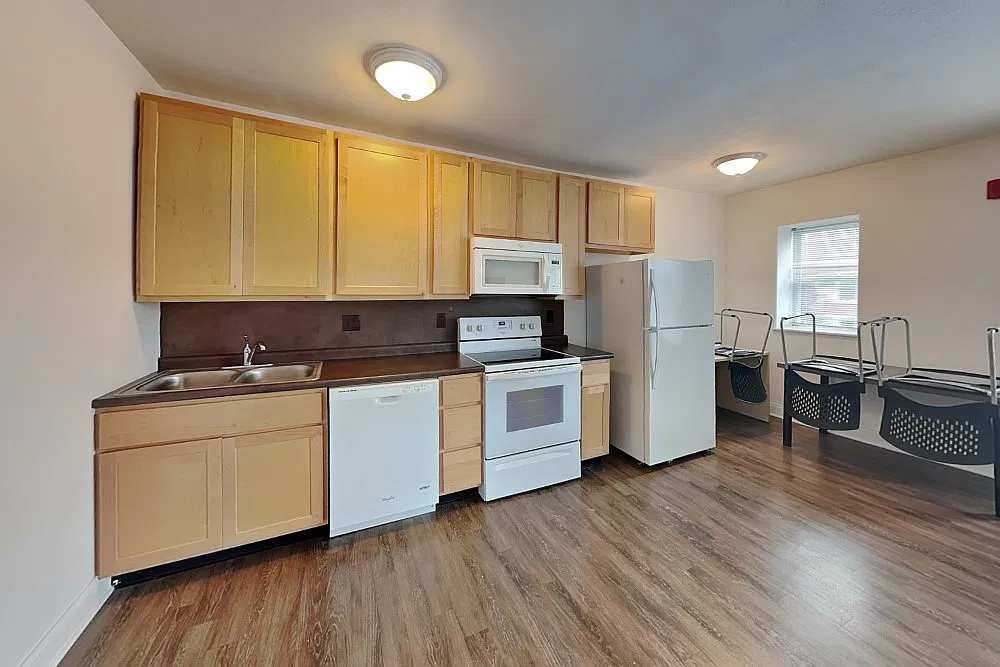 Roland Realty — Photo 4
