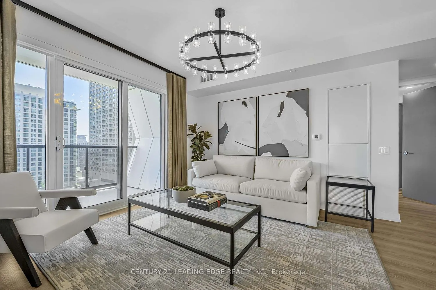 3 bed, $6,200 — Photo 4