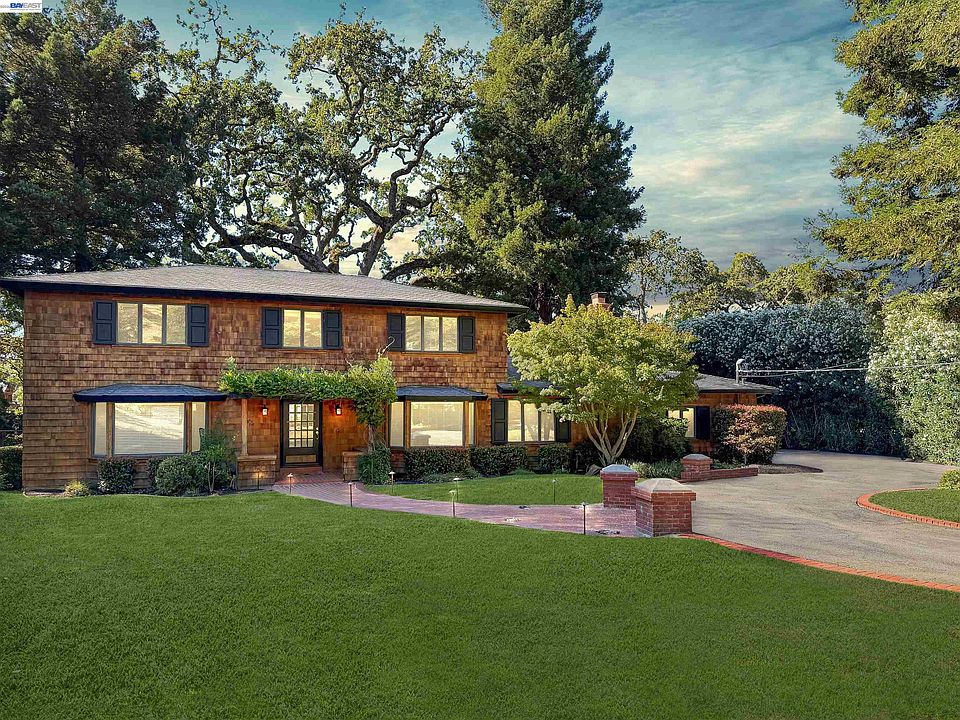 1st image of 1065 Westridge Ave