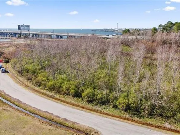 E Howze Beach Rd, Slidell, LA 70461