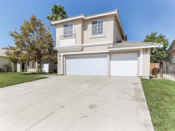 3rd image of 39820 Saint Honore Dr