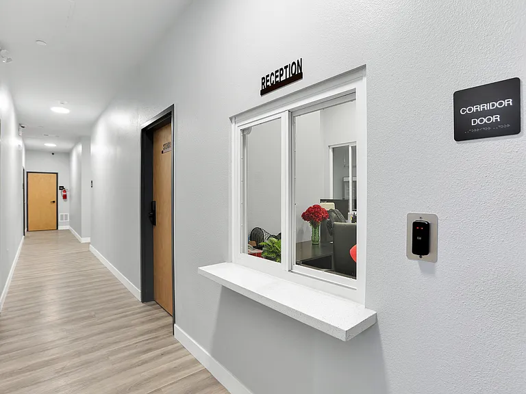 Private Room in 2 Bed 1 Bath Apartment. — Photo 8