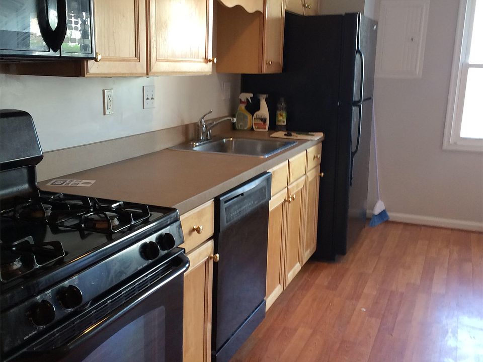 2nd image of 64 Carroll View Ave #64
