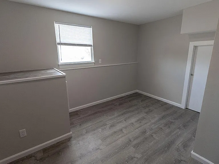 7304 N Moberly Dr #B — Photo 16