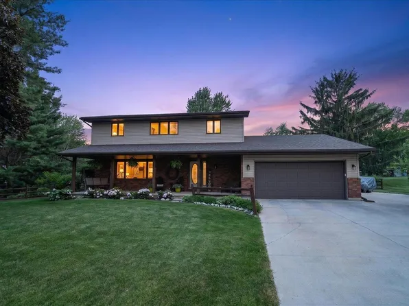 6685 Winding Way, Deforest, WI 53532