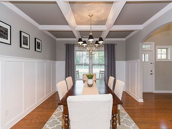 5th image of 205 Royal Tern Dr