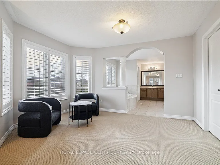 2523 Highmount Cres — Photo 28