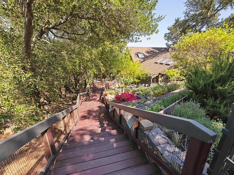 1090 Bart Rd — Photo 55