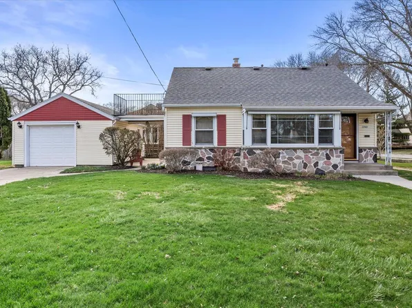 3749 South 1st STREET, Milwaukee, WI 53207