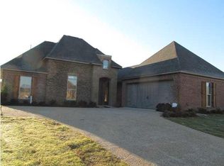 166 Amethyst Ln, Brandon, MS 39047