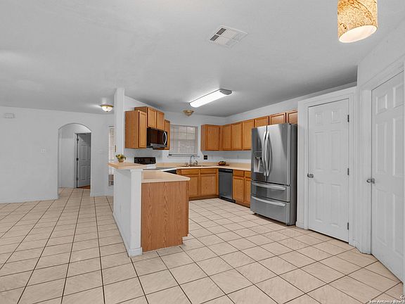 5th image of 5362 Chestnut View
