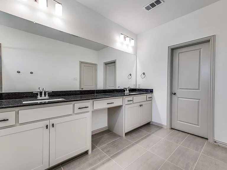 15866 Yellow Elder Rd — Photo 18