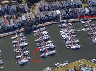 40 41st Ave #D18, Isle Of Palms, SC 29451