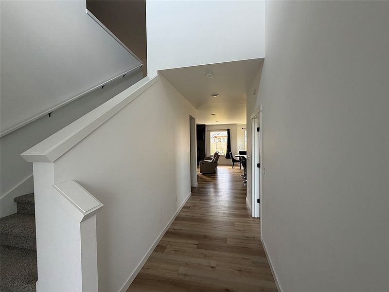 3rd image of 721 E 5th Street