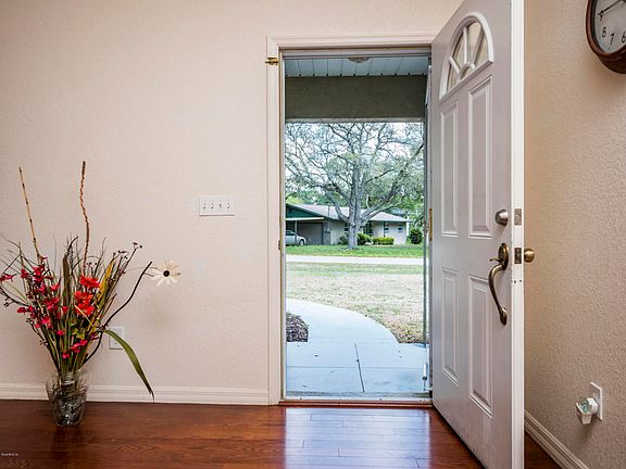 2nd image of 4602 NE 20th Ct