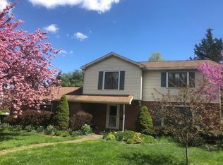 1060 Beech Ave, Hershey, PA 17033