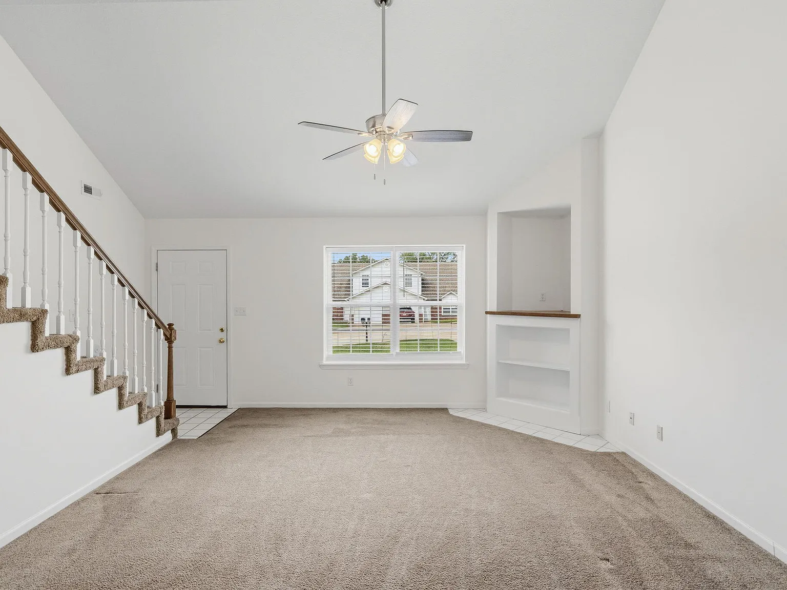 3 bed, 2.0 bath, 1700 sqft, $1,650 — Photo 4