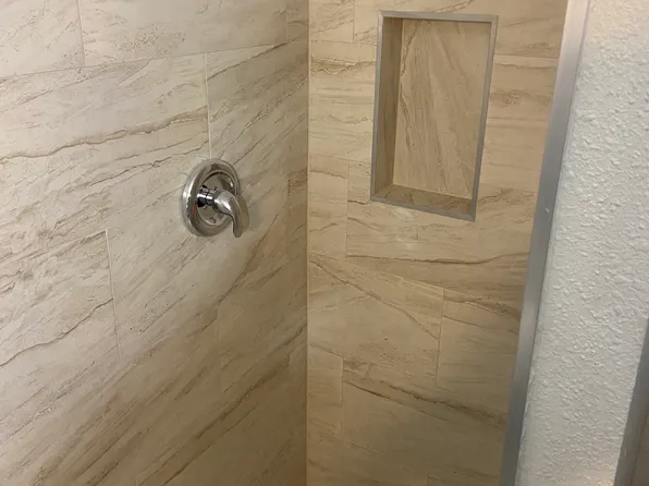 3201 Avenue F #2, Bay City, TX 77414